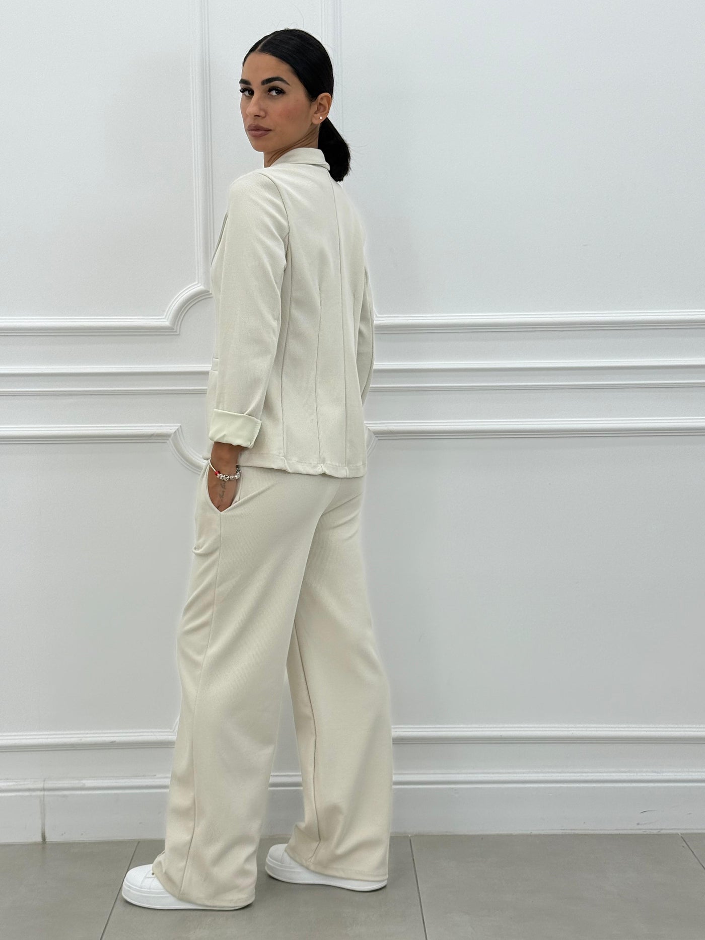 Sofia – Tweedelig pak met blazer en lange broek