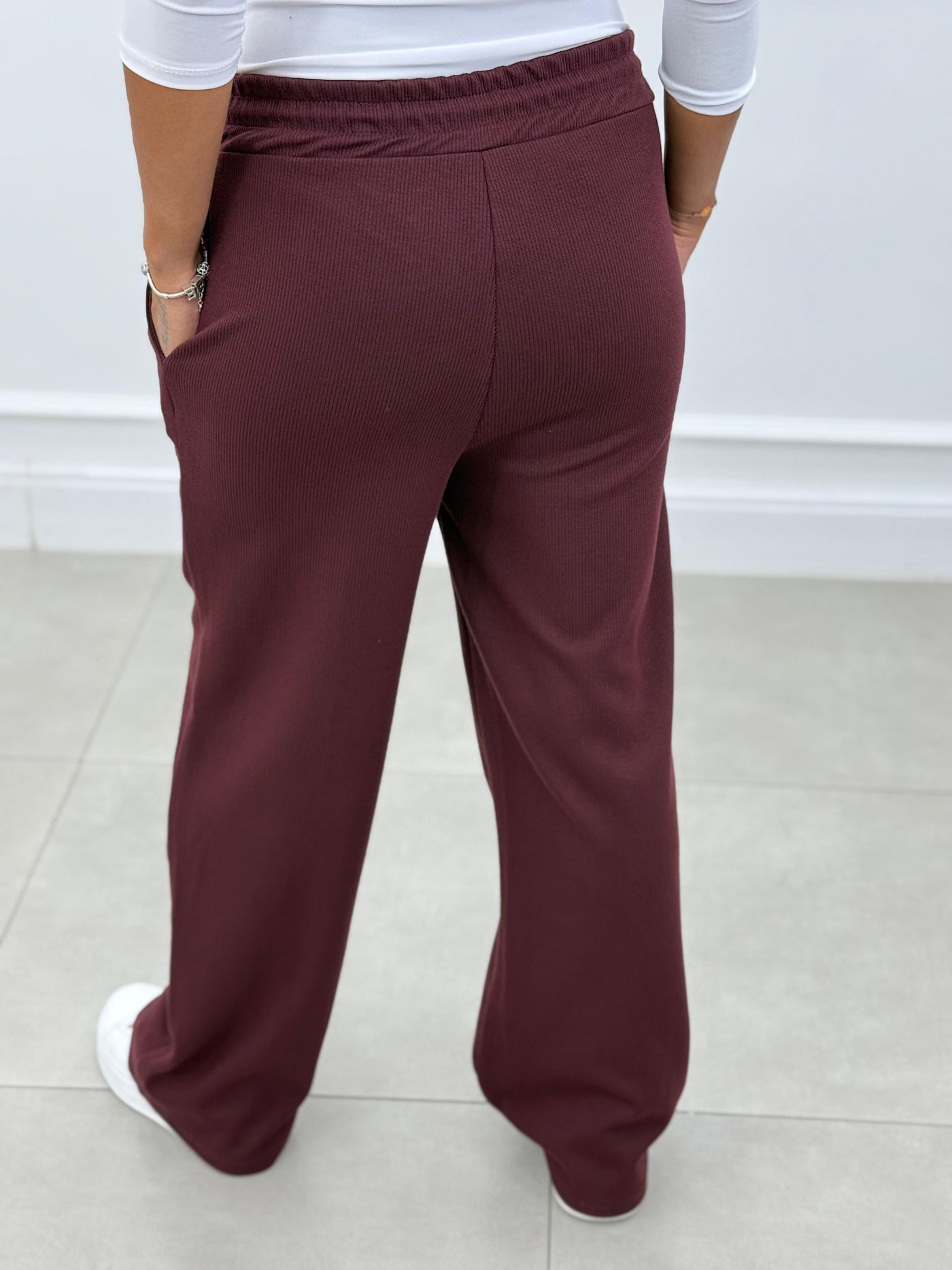 Sofia – Tweedelig pak met blazer en lange broek