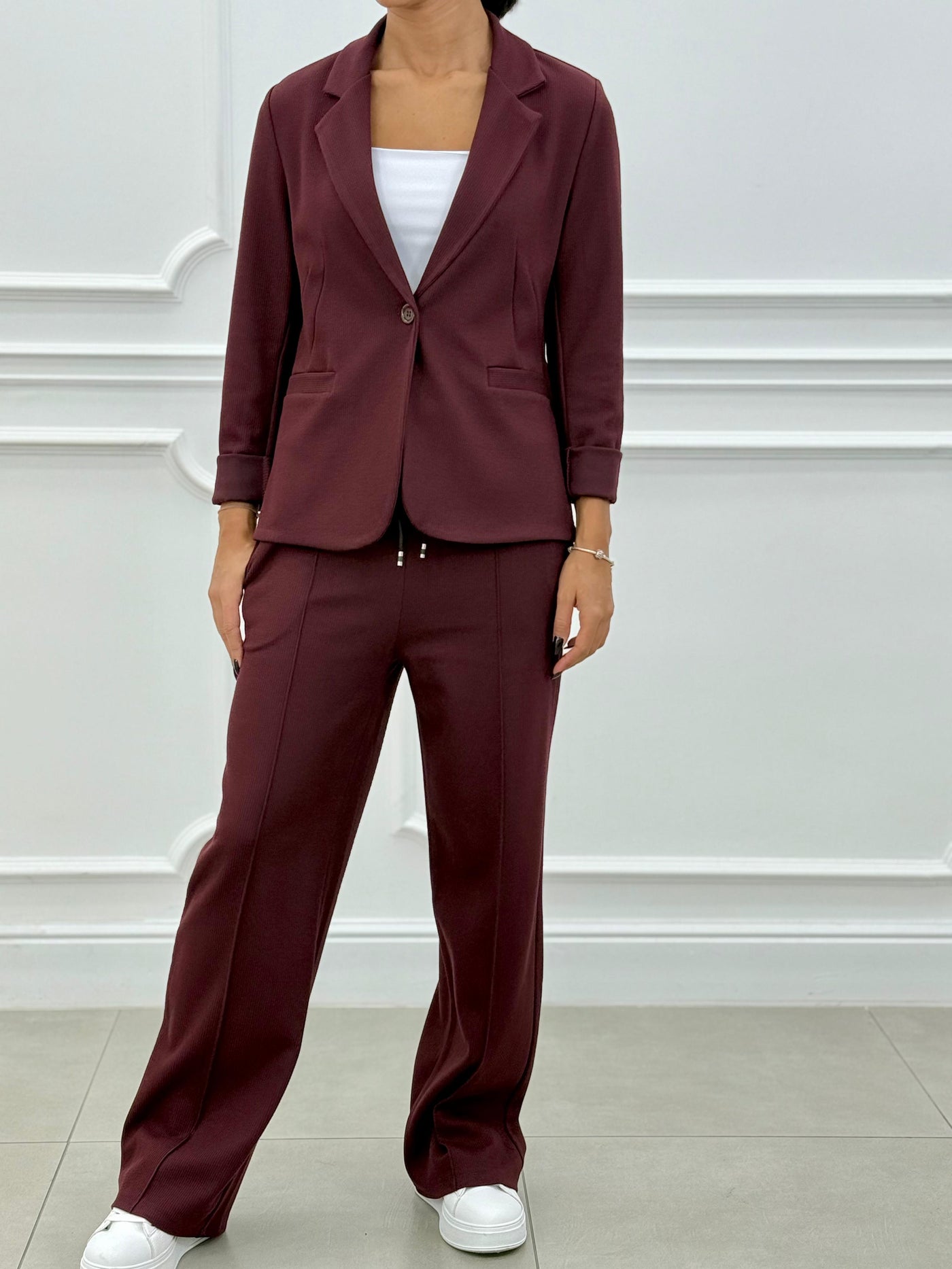 Sofia – Tweedelig pak met blazer en lange broek