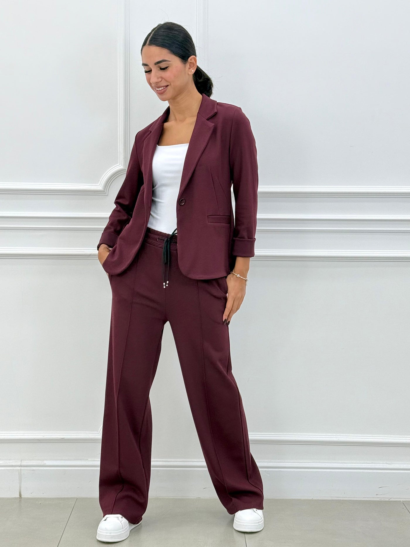 Sofia – Tweedelig pak met blazer en lange broek