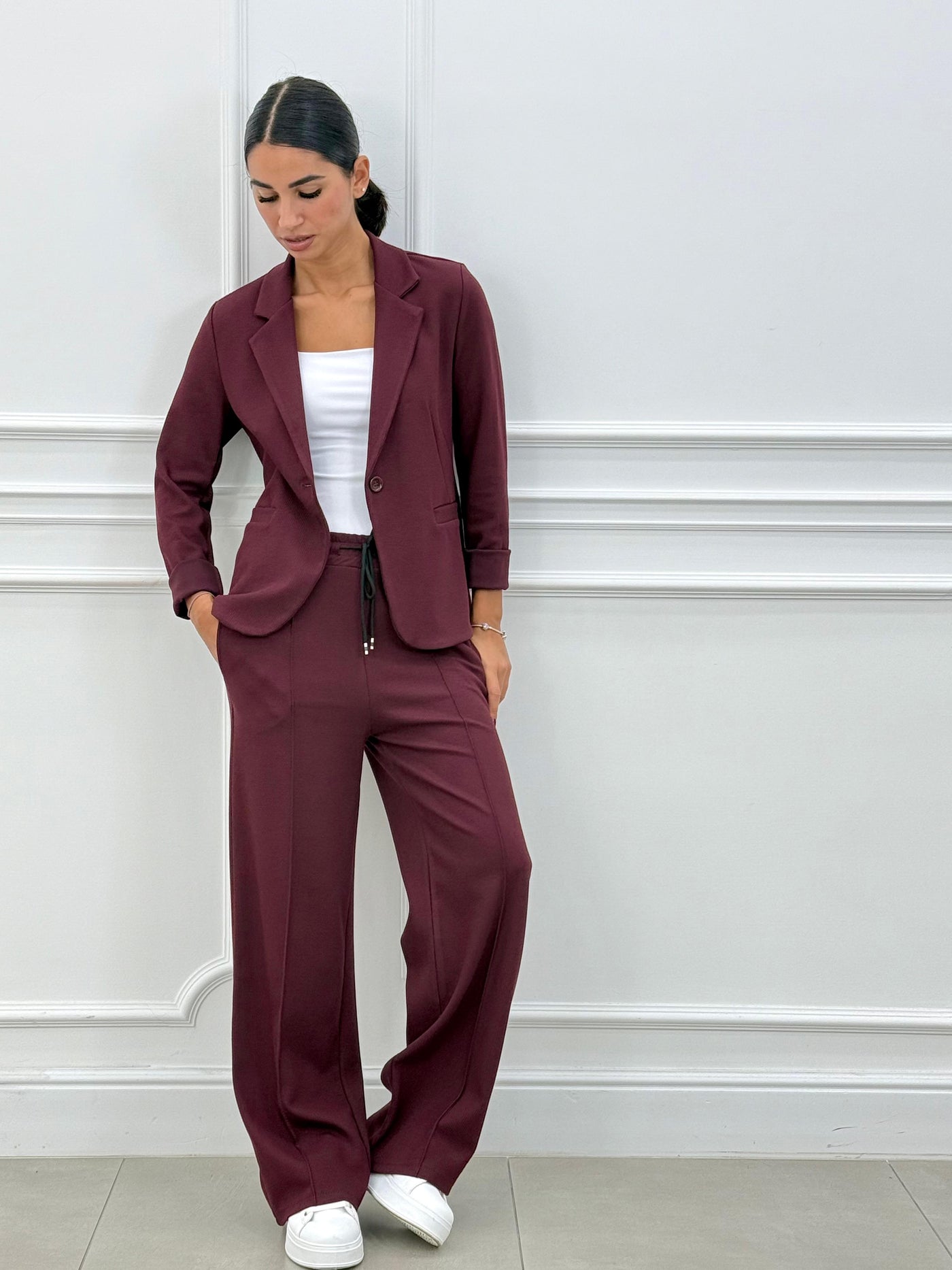 Sofia – Tweedelig pak met blazer en lange broek