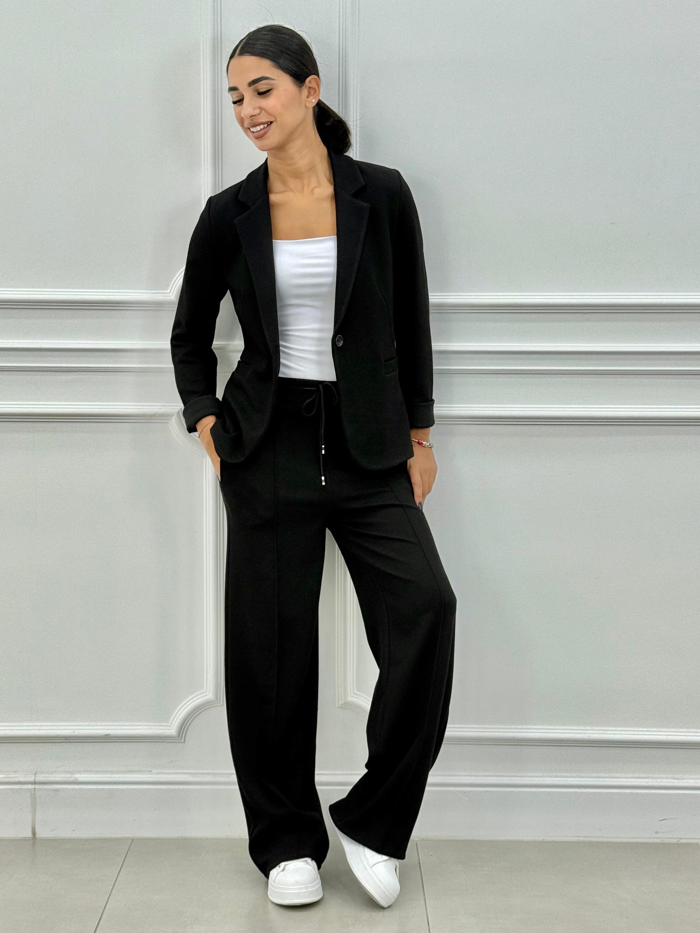 Sofia – Tweedelig pak met blazer en lange broek