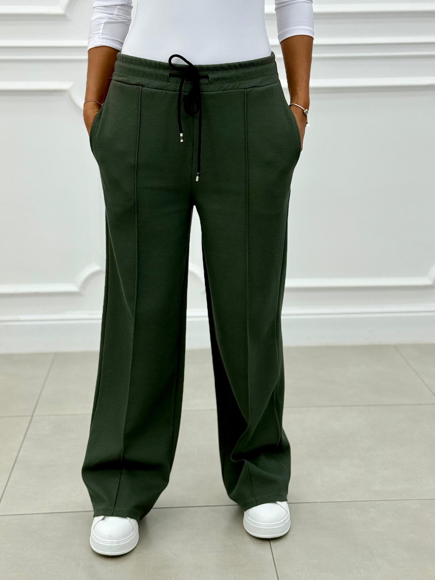 Sofia – Tweedelig pak met blazer en lange broek